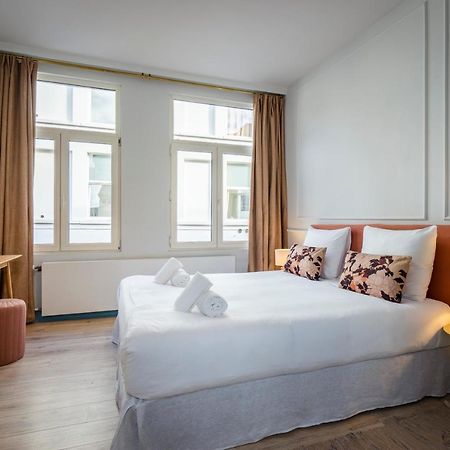 Shway - The Saffron Dress Villa Antwerp Exterior photo