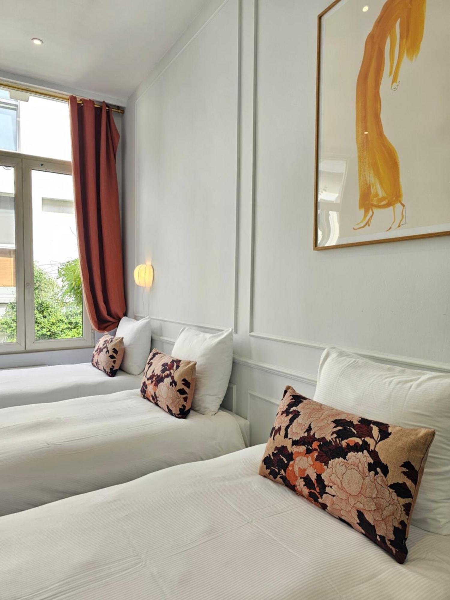 Shway - The Saffron Dress Villa Antwerp Exterior photo