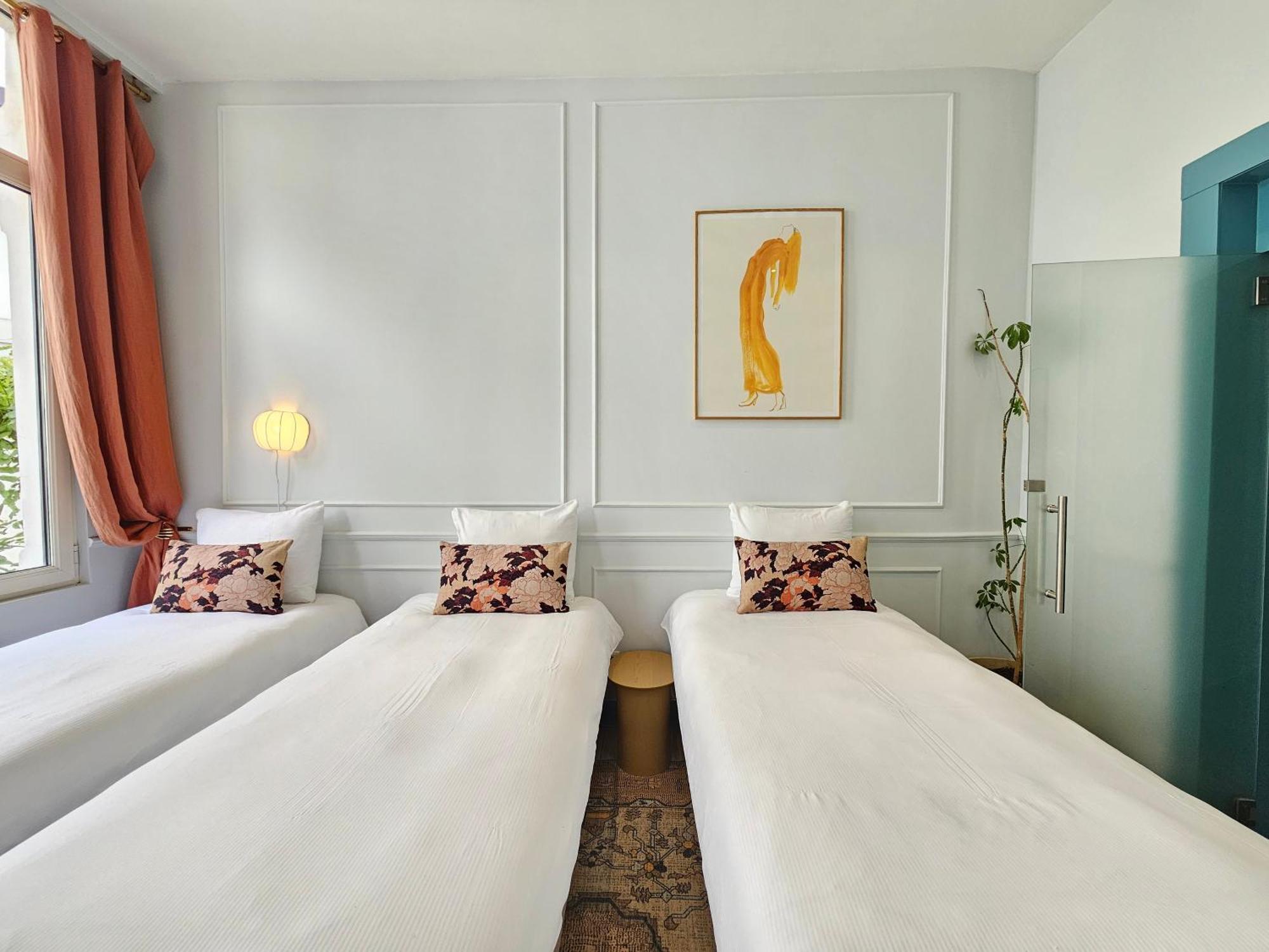 Shway - The Saffron Dress Villa Antwerp Exterior photo